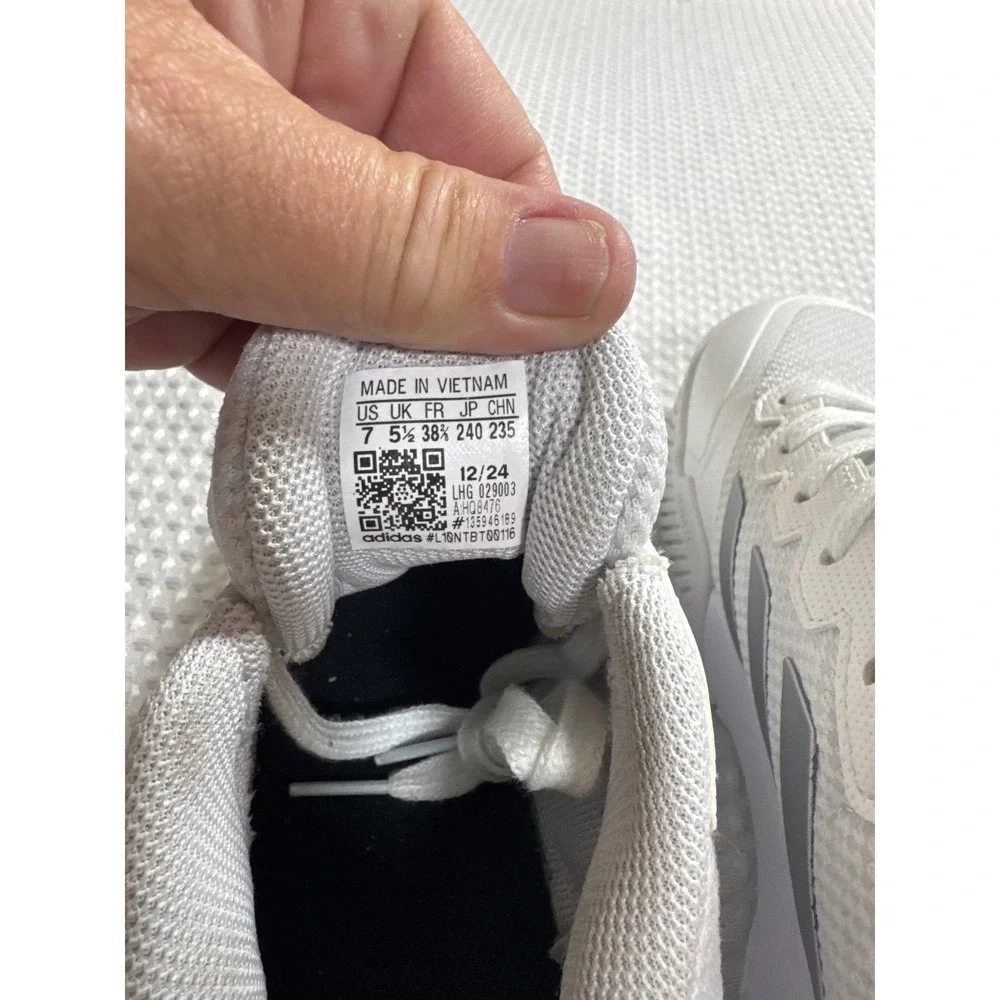 Adidas Tennis Shoes Womens 7 Gamecourt 2 White Silver EUC HQ8476